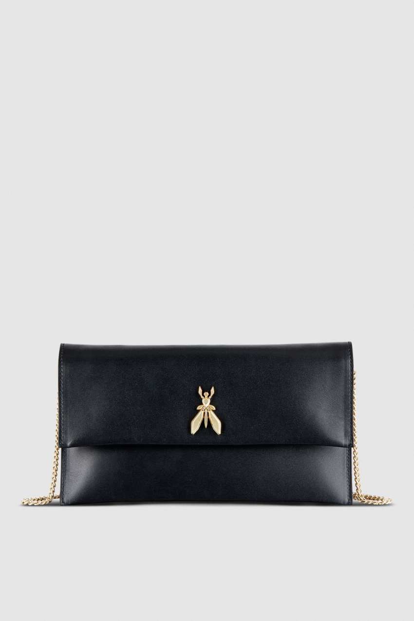 Patrizia Pepe Fly Leather Clutch Bag With Chain Pretas | 8019-MALOP