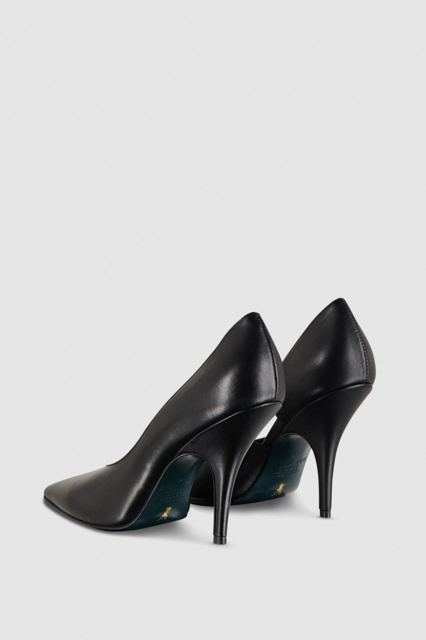 Patrizia Pepe Smooth Leather Pumps Pretas | 6213-MHRAQ